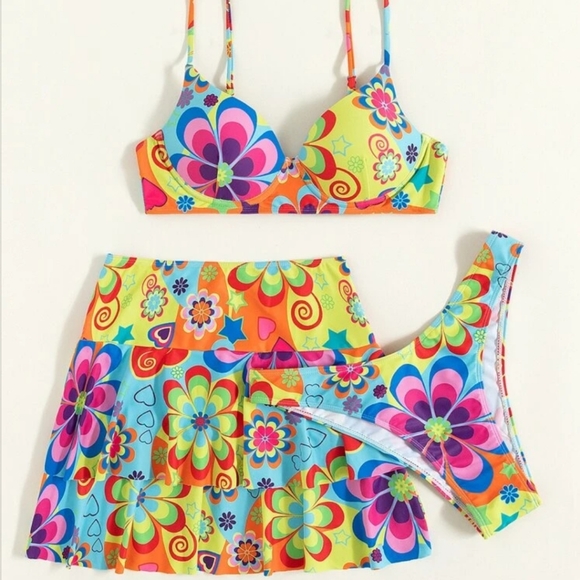 Flower Power Mod 3💦 Piece Swimsuit⭐💛🧡 - Picture 8 of 9